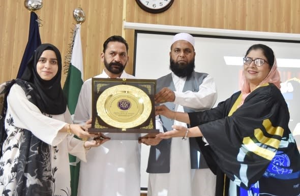 AJK minister says Muzaffarabad to have two more model colleges
