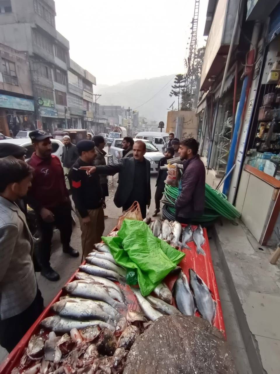 MUZAFFARABAD CRACKDOWN: Authorities Seize Encroached Goods